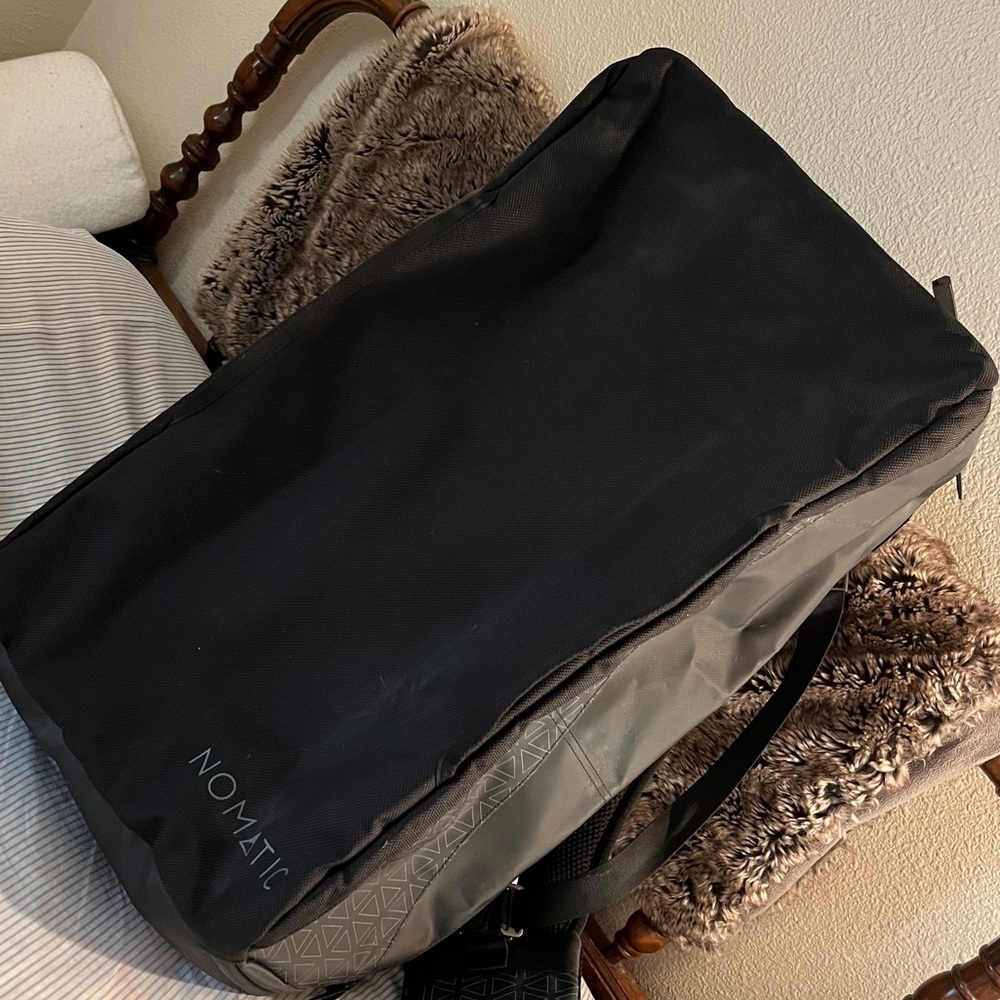 Nomatic 20L Travel Backpack